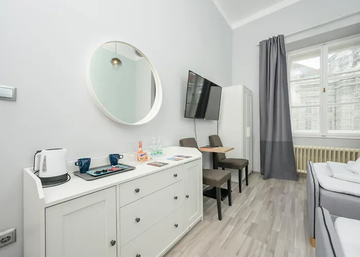 Palais Palffy Aparthotel 3*