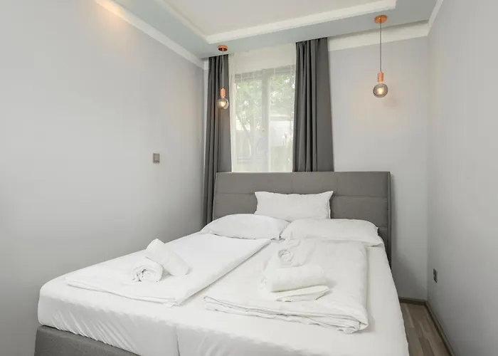 Aparthotel Palais Palffy 3*