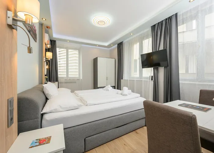 Palais Palffy 3*